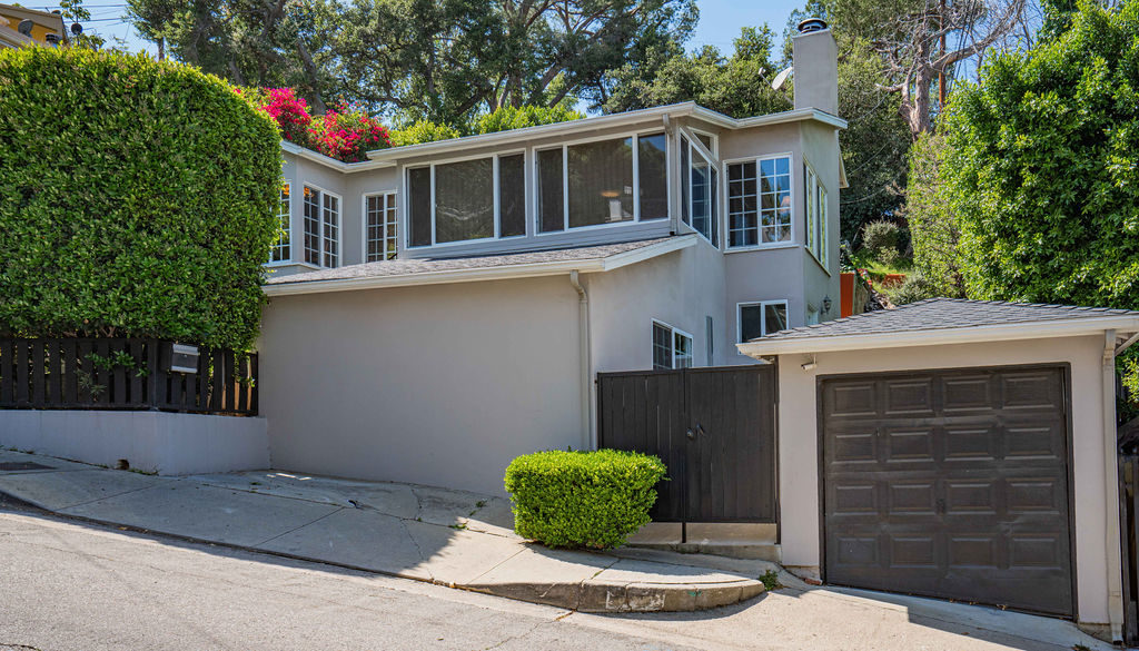 3931 Blue Canyon Dr, Studio City