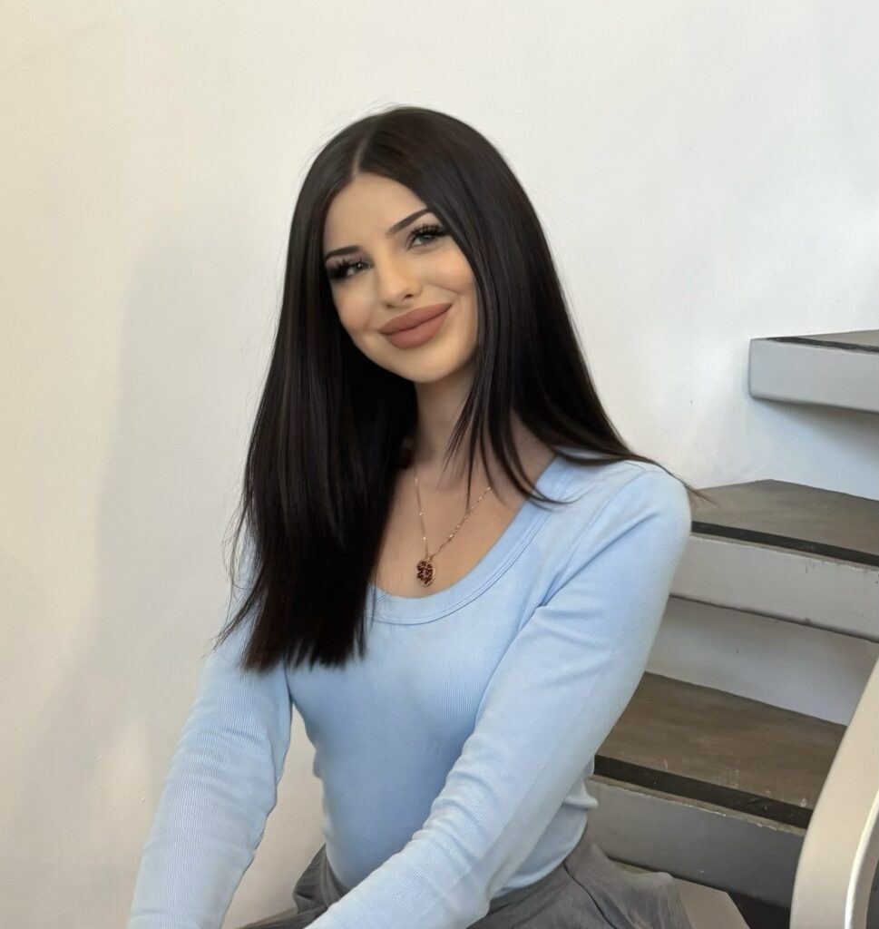 Bella Hockemeyer
